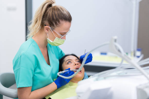 Best Dentist for Tooth Abscess  in Walnut Park, CA